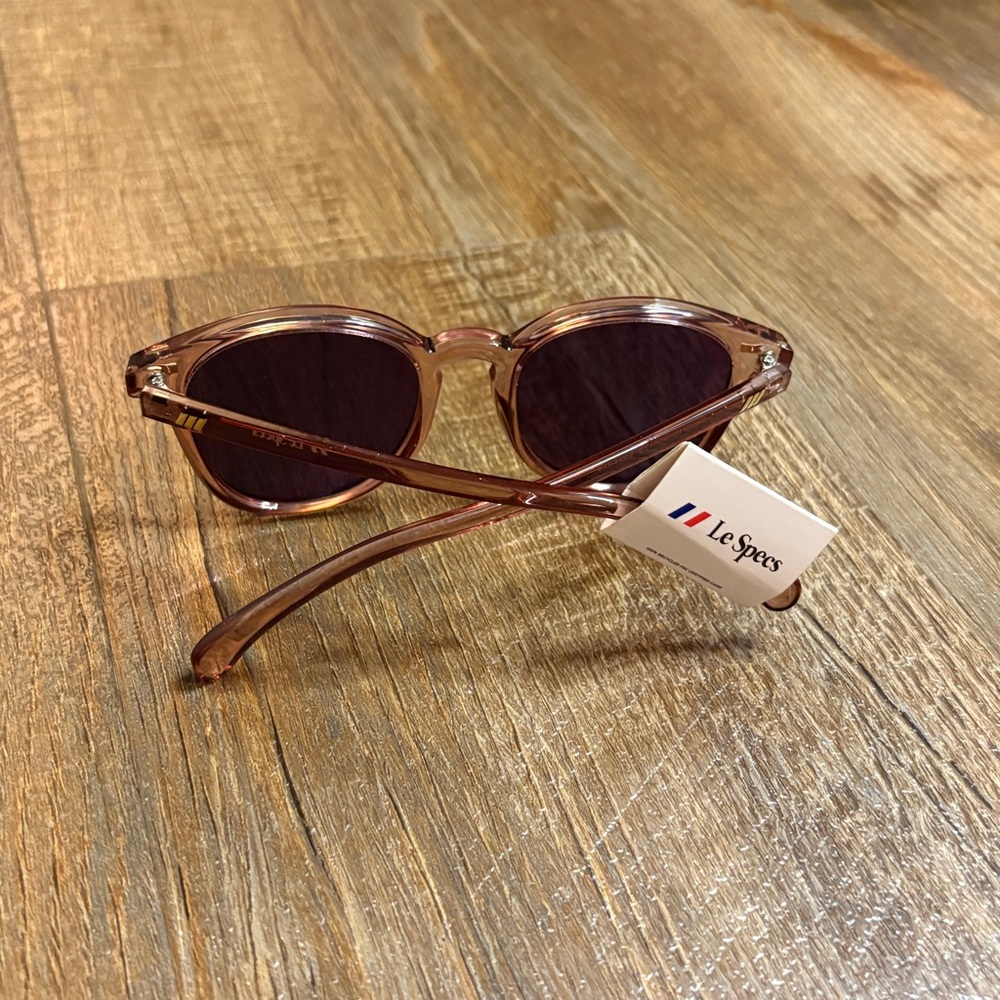 Le Specs Sunglasses - Picture 11 of 11